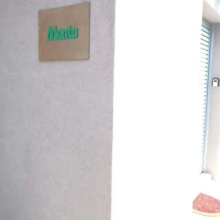 Menta Lägenhet Nea Iraklitsa