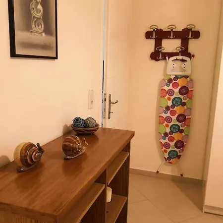 Menta Apartman Nea Iraklitsa